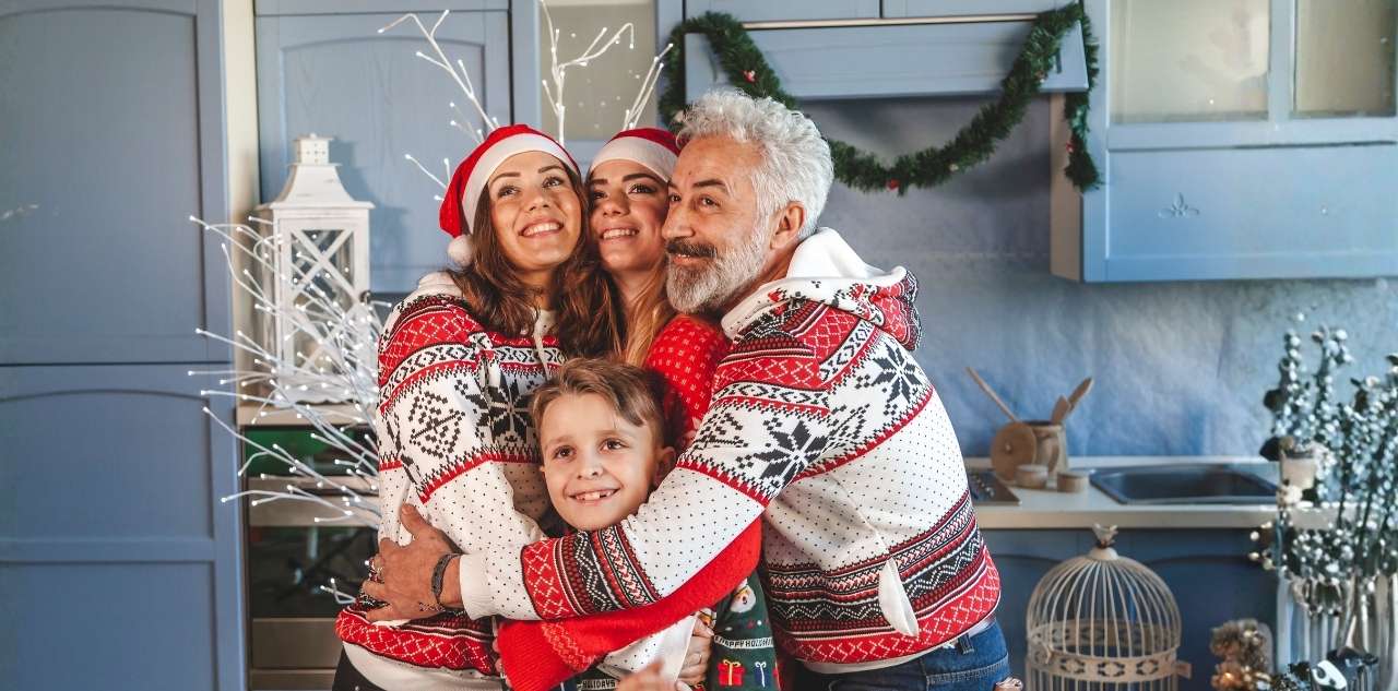 9 Tips for Having a Christmas Filled with Love and Health